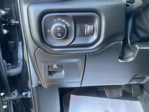 Used 2024 RAM 1500 Lone Star image 18