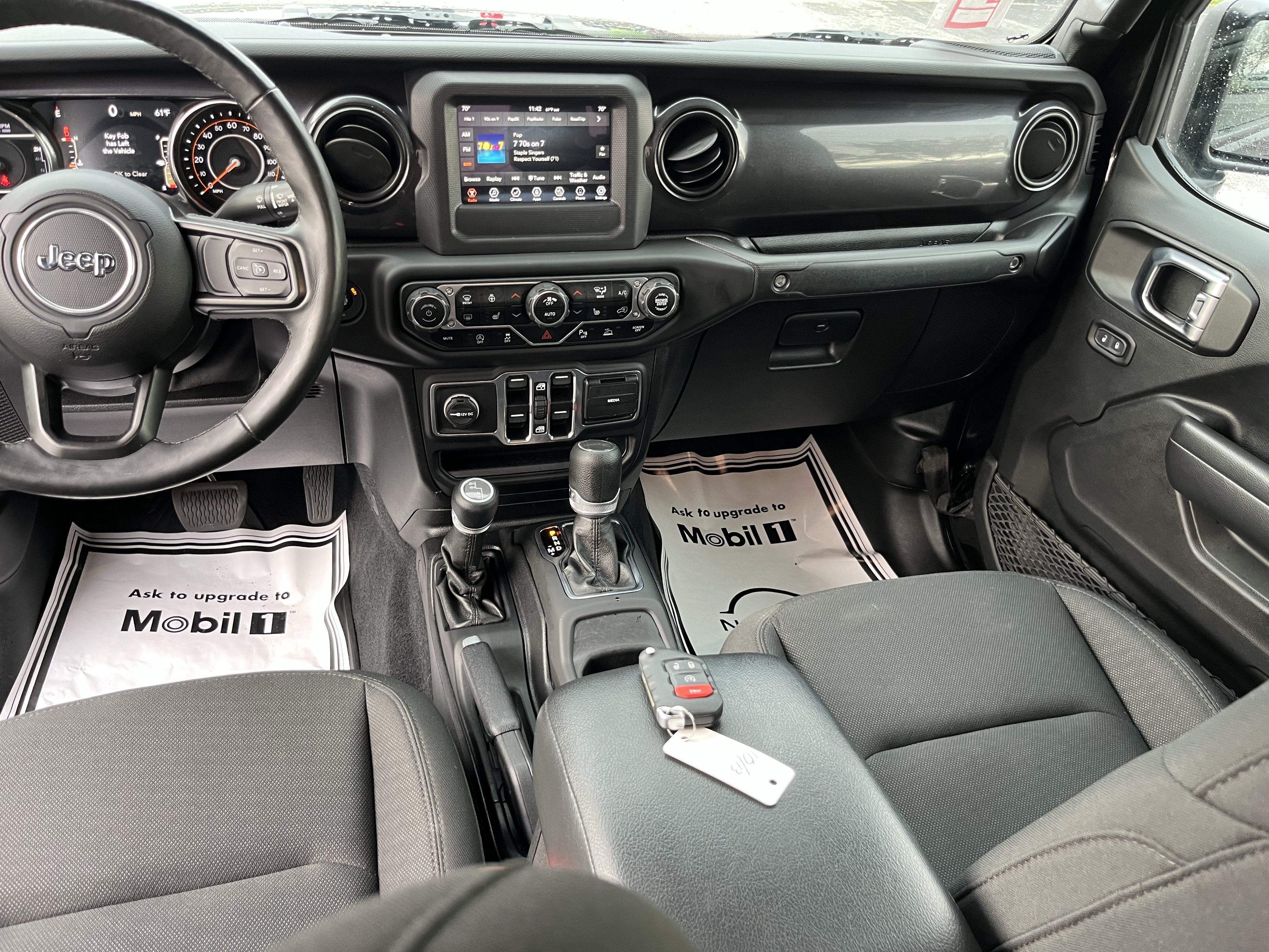Used 2020 Jeep Gladiator Sport AWD/4WD image 18