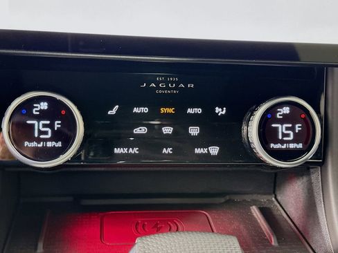 Used 2024 Jaguar F-PACE SVR AWD/4WD image 16