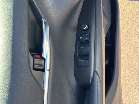 Used 2022 Toyota Camry XLE w/ Navigation Upgrade Package FWD image 12