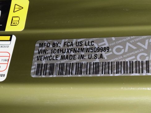 Used 2021 Jeep Wrangler Unlimited Rubicon AWD/4WD image 40