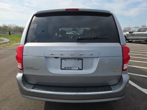 Used 2019 Dodge Grand Caravan GT image 9