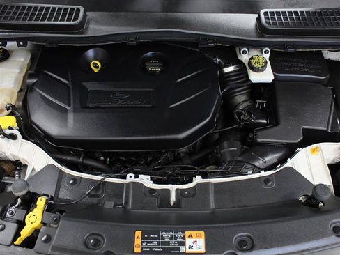 Used 2015 Ford Escape Titanium w/ Equipment Group 301A AWD/4WD image 20