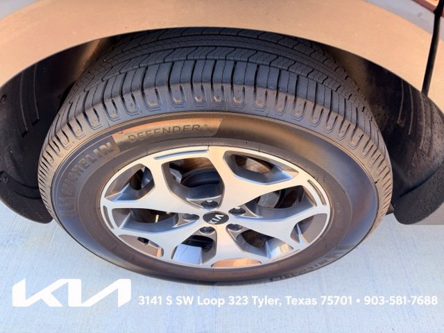 Used 2021 Kia Telluride EX w/ Towing Package AWD/4WD image 12
