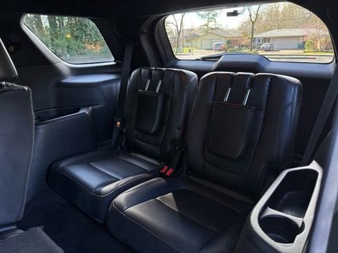 Used 2017 Ford Explorer Sport image 31
