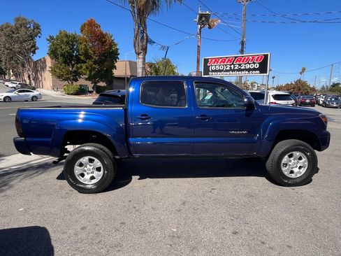 Used 2014 Toyota Tacoma PreRunner RWD image 6