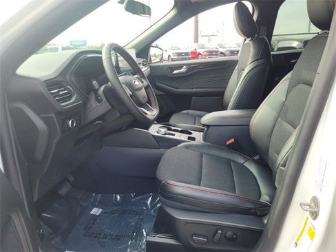 New 2025 Ford Escape ST-Line w/ Tech Pack #1 image 5