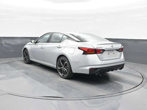 Used 2024 Nissan Altima 2.5 SR FWD image 6