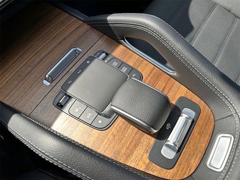 Used 2024 Mercedes-Benz GLE 580 4MATIC image 22