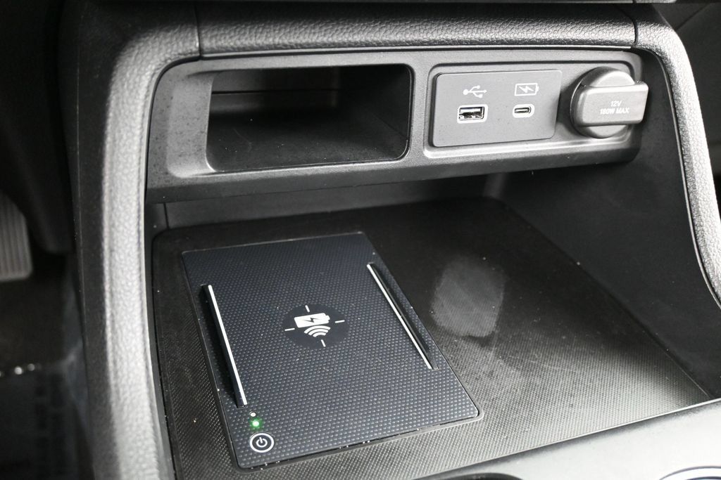 Used 2025 Honda Pilot Touring image 24