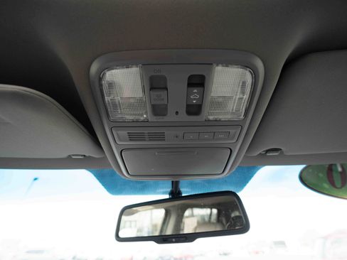 Used 2010 Honda Pilot EX-L image 18