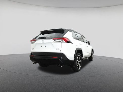 New 2025 Toyota RAV4 XSE AWD/4WD image 24