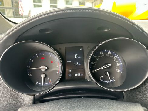 Used 2019 Toyota C-HR LE image 21