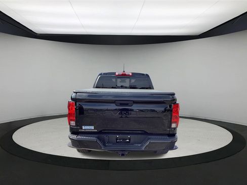 Used 2023 Chevrolet Colorado Trail Boss w/ Advanced Trailering Package AWD/4WD image 7