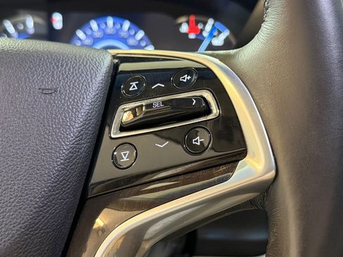 Used 2018 Cadillac Escalade Luxury image 27