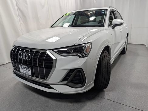 Used 2022 Audi Q3 2.0T Premium Plus w/ Premium Plus Package AWD/4WD image 8