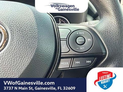 Used 2025 Toyota RAV4 XLE w/ Convenience Package FWD image 28