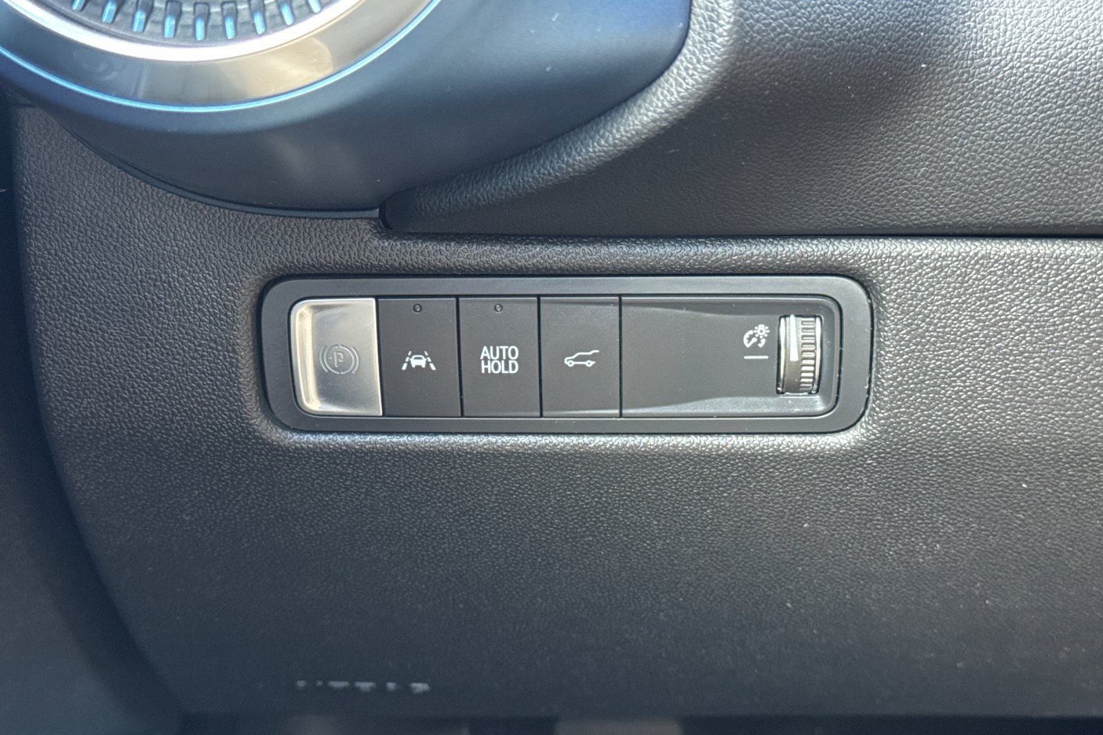 Used 2024 Chevrolet Equinox EV LT AWD/4WD image 38