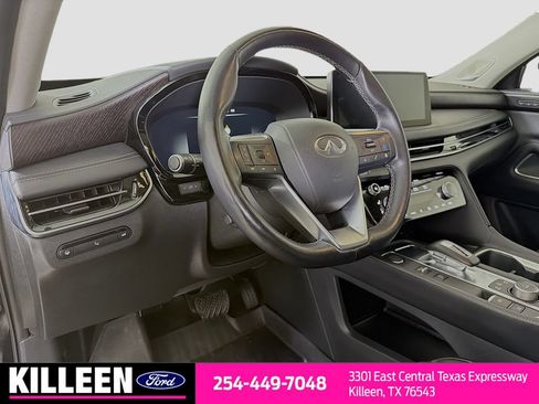 Used 2023 INFINITI QX60 Sensory w/ Vision Package AWD/4WD image 11
