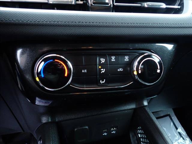 Used 2025 Chevrolet TrailBlazer LT AWD/4WD image 17