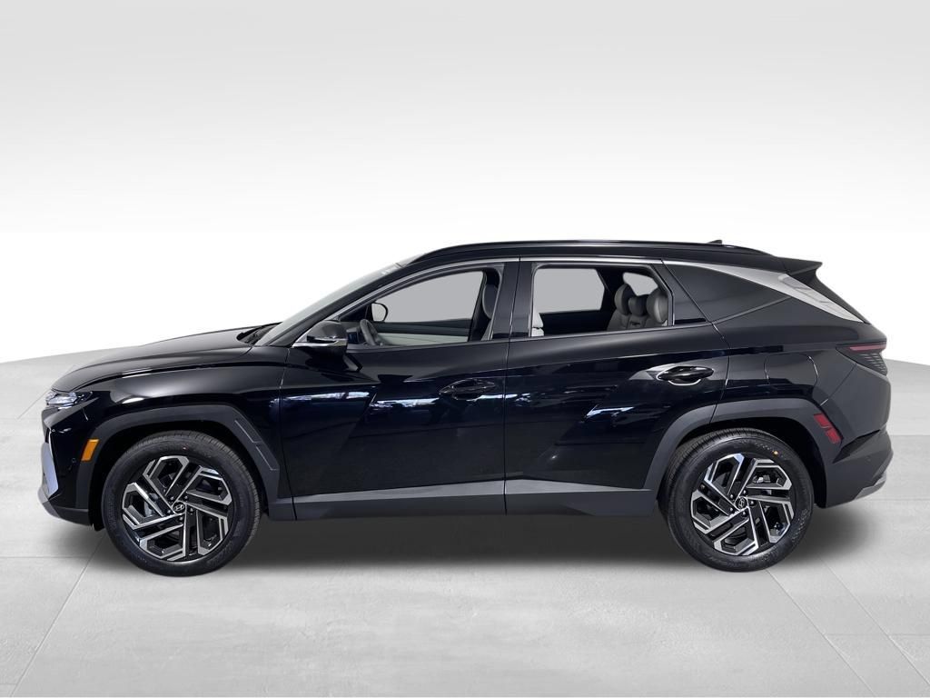 New 2026 Hyundai Tucson Limited FWD image 2