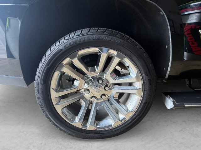 Used 2018 Cadillac Escalade Platinum AWD/4WD image 23