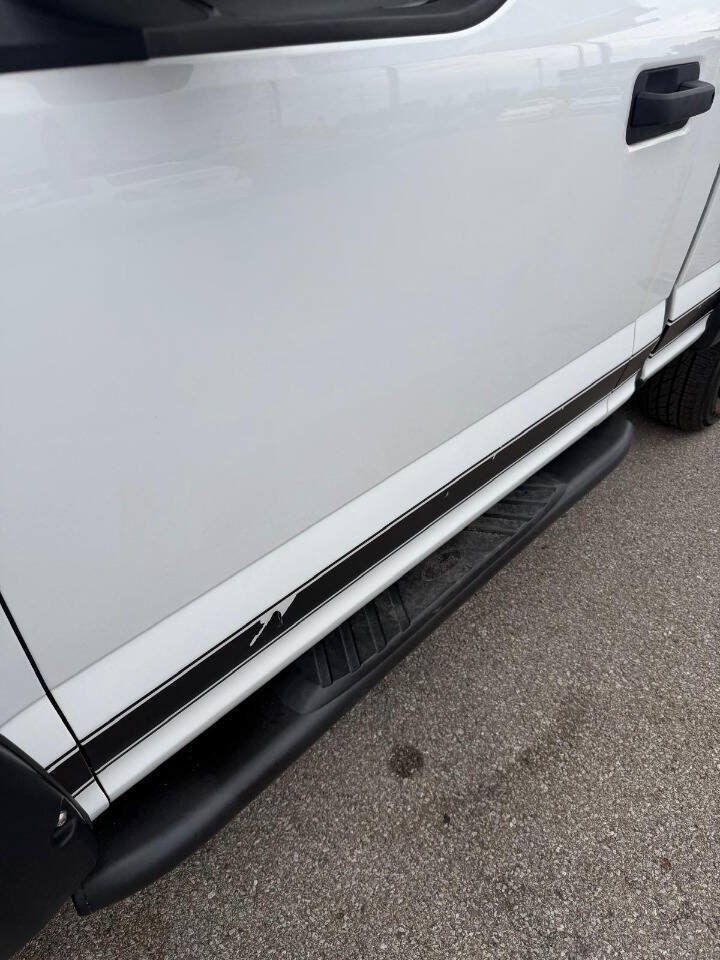 Used 2017 Ford F150 XL w/ Equipment Group 101A Mid AWD/4WD image 13