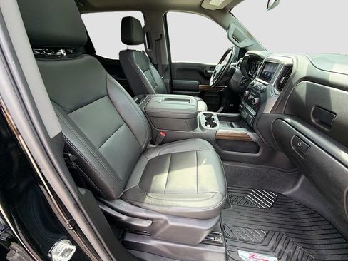 Used 2020 Chevrolet Silverado 1500 LT Trail Boss AWD/4WD image 32