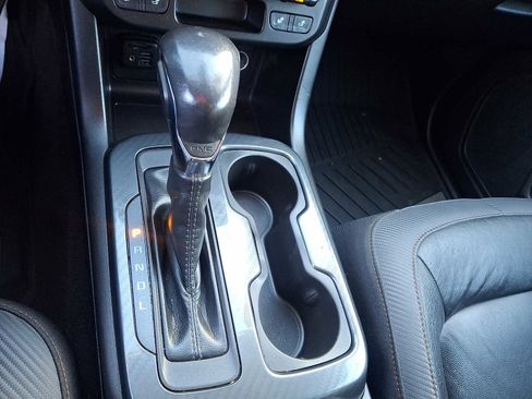 Certified 2022 GMC Canyon AT4 image 14