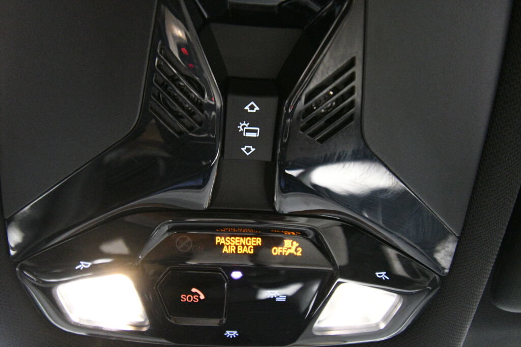 Used 2026 BMW X2 xDrive28i AWD/4WD image 19