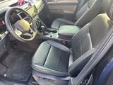 Used 2022 Volkswagen Atlas Cross Sport SE image 5