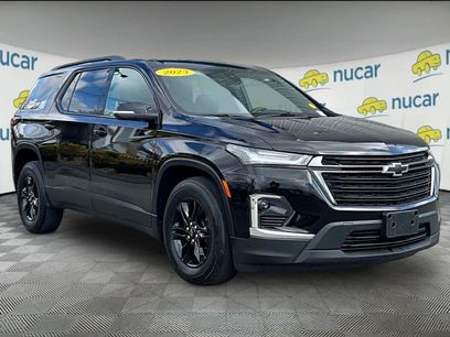 Used 2023 Chevrolet Traverse LT w/ Midnight/Sport Edition
