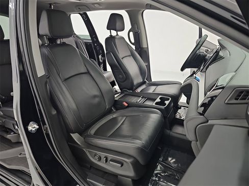 Certified 2023 Honda Odyssey Touring image 12