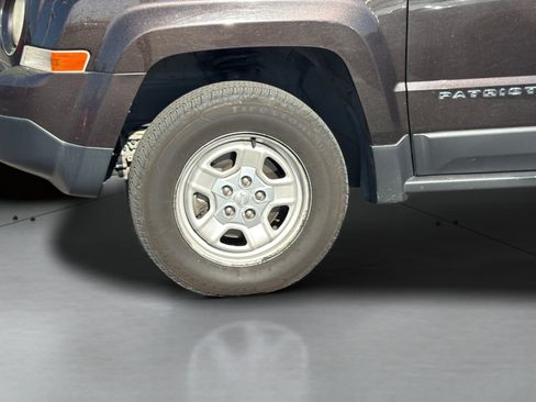 Used 2014 Jeep Patriot Sport w/ Power Value Group FWD image 36