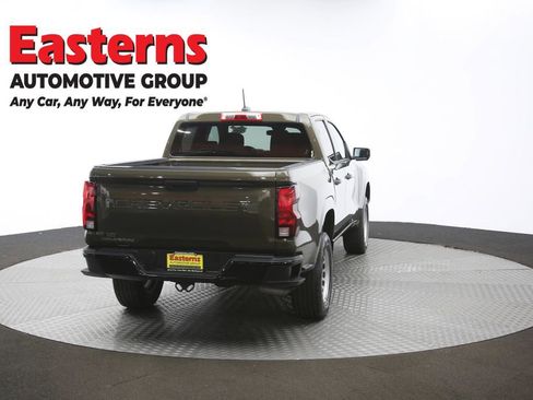 Used 2024 Chevrolet Colorado W/T image 38