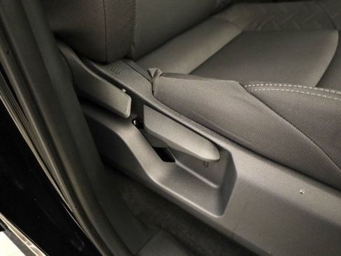 Certified 2025 Toyota Tacoma SR5 image 30