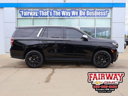 Used 2023 Chevrolet Tahoe Premier AWD/4WD image 1