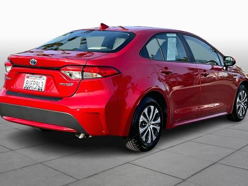 Used 2021 Toyota Corolla LE image 12