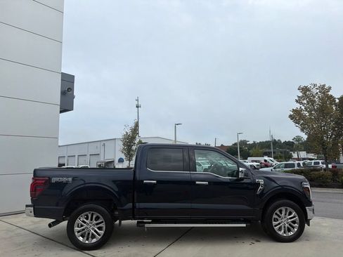 Used 2025 Ford F150 Lariat w/ Equipment Group 501A Mid AWD/4WD image 8