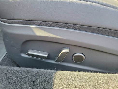 Used 2025 Tesla Model 3 Long Range RWD image 18