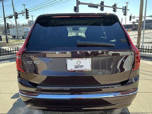 New 2026 Volvo XC90 T8 Plus w/ Protection Package Premier AWD/4WD image 9