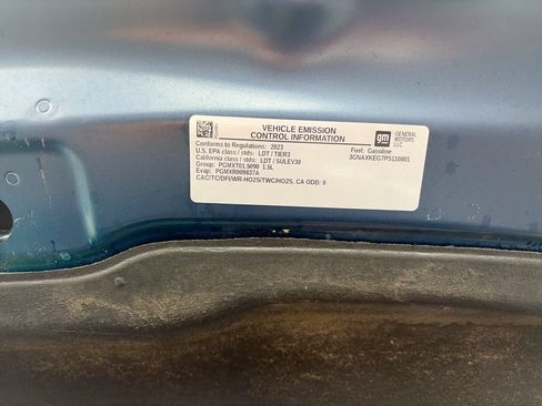 Certified 2023 Chevrolet Equinox LT FWD image 35
