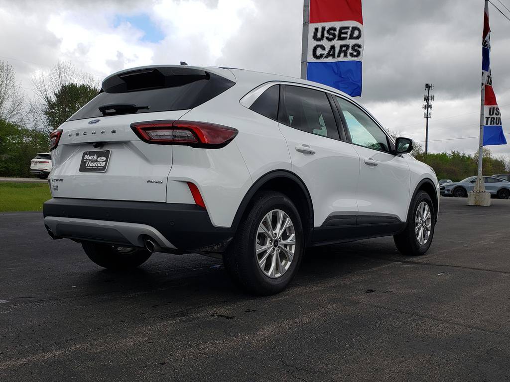 Used 2023 Ford Escape Active w/ Tech Pack #2 AWD/4WD image 5