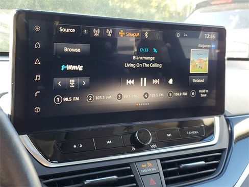 Used 2023 Nissan Altima 2.0 SR image 14