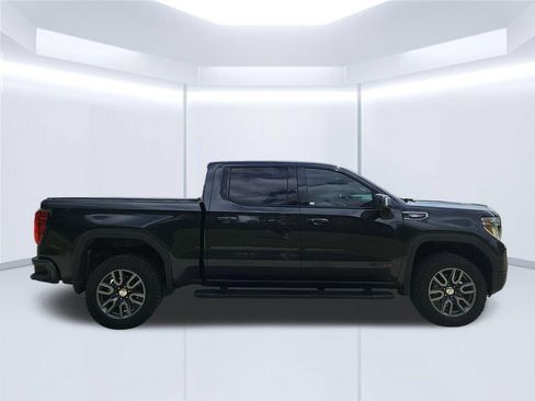 Used 2020 GMC Sierra 1500 AT4 w/ AT4 Premium Package AWD/4WD image 4