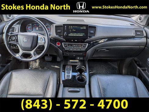 Certified 2022 Honda Pilot Touring image 17