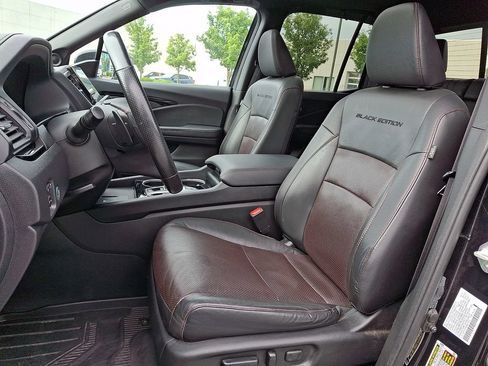 Certified 2024 Honda Ridgeline Black Edition image 16