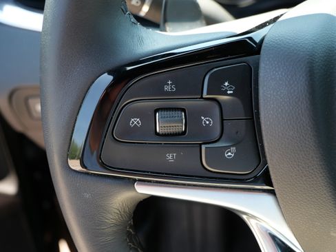 Used 2023 Buick Enclave Avenir w/ Avenir Technology Package AWD/4WD image 30
