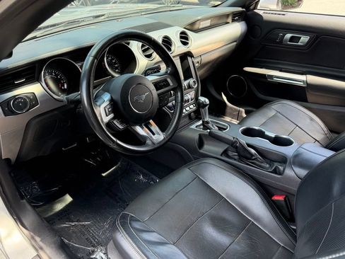 Used 2019 Ford Mustang GT Premium RWD image 24