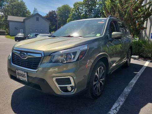 Used 2019 Subaru Forester Limited AWD/4WD image 8